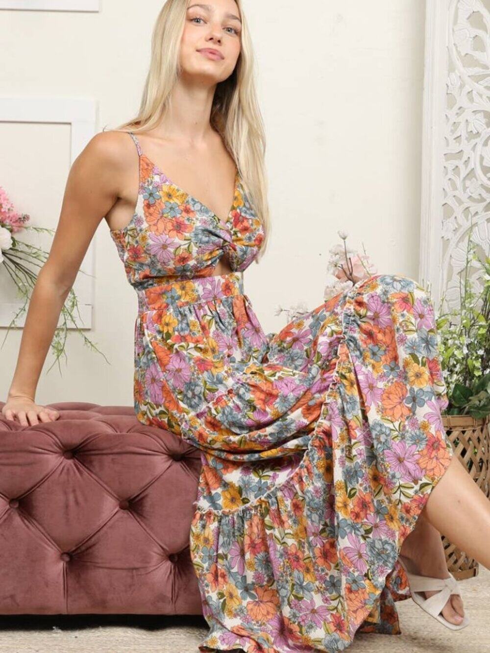 Not At This Party Dress Floral V-Neck Twist Maxi Dress Boho Size Small